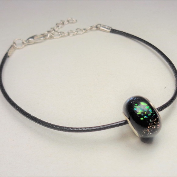 SURFERS BLACK MYSTIC RAINBOW BEAD BLACK BRACELET - Picture 5 of 8